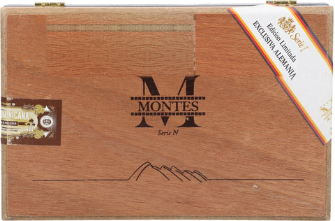 Montes Serie N Petit Corona Titicaca (5)